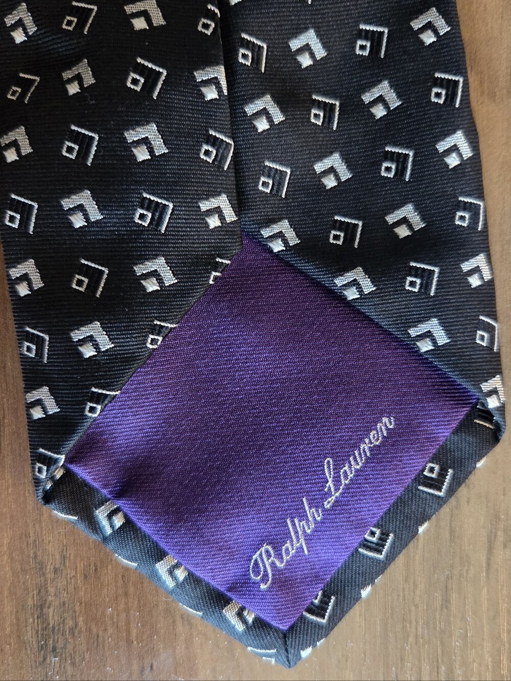 Ralph Lauren Men's Black Pattern Silk Tie with Purple Label